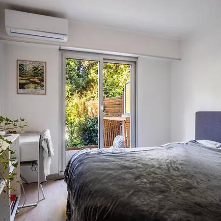 Spacieux En Rez De Jardin