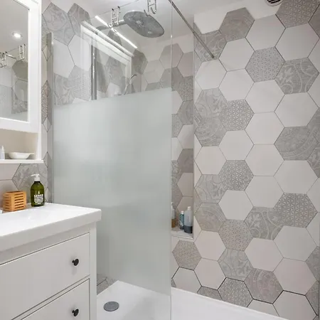 Spacieux En Rez De Jardin Апартаменты